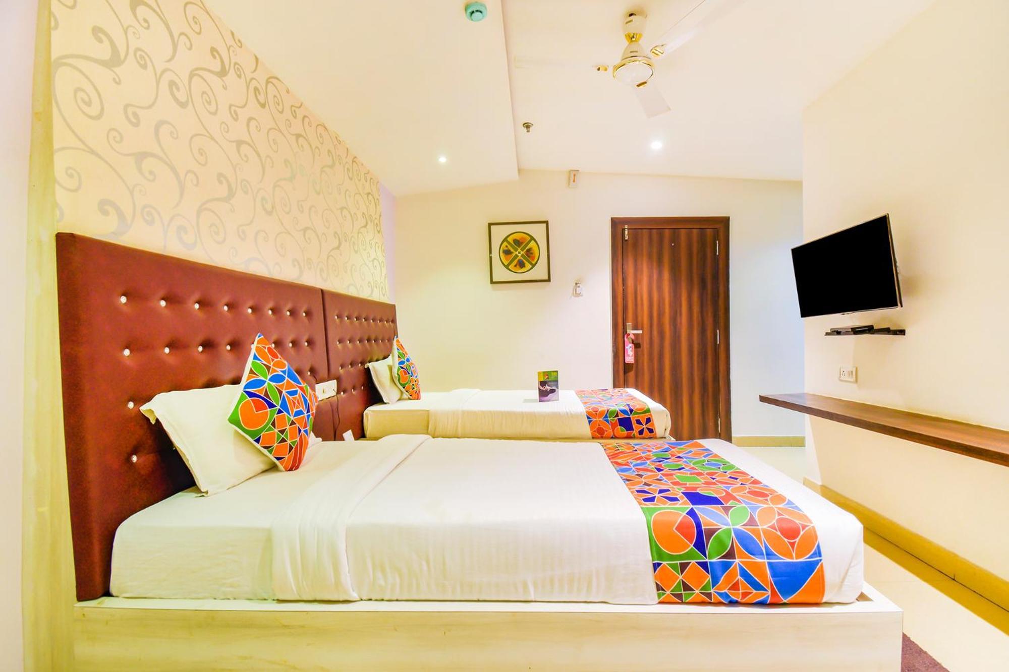 Fabhotel Pentagon Next - Bhubaneswar Railway Station Exteriör bild