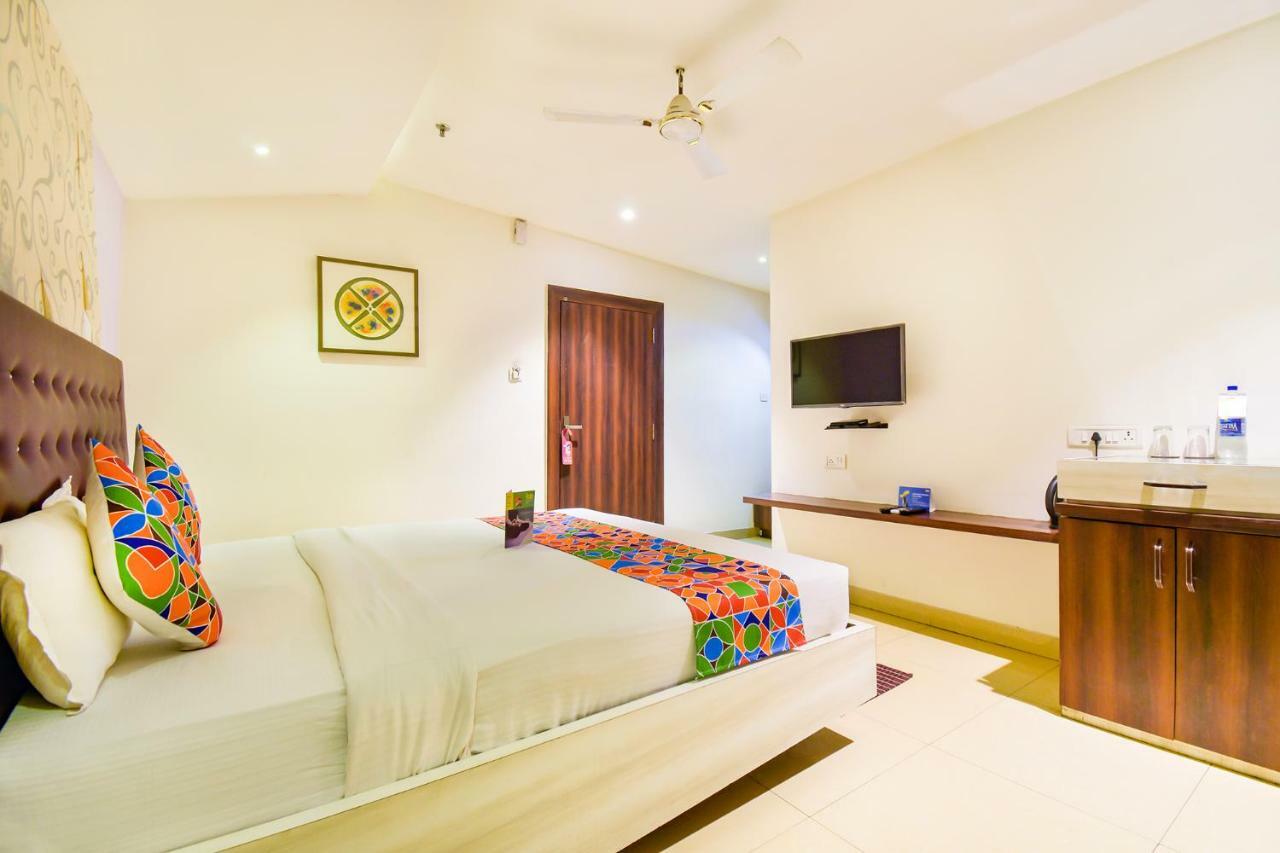 Fabhotel Pentagon Next - Bhubaneswar Railway Station Exteriör bild